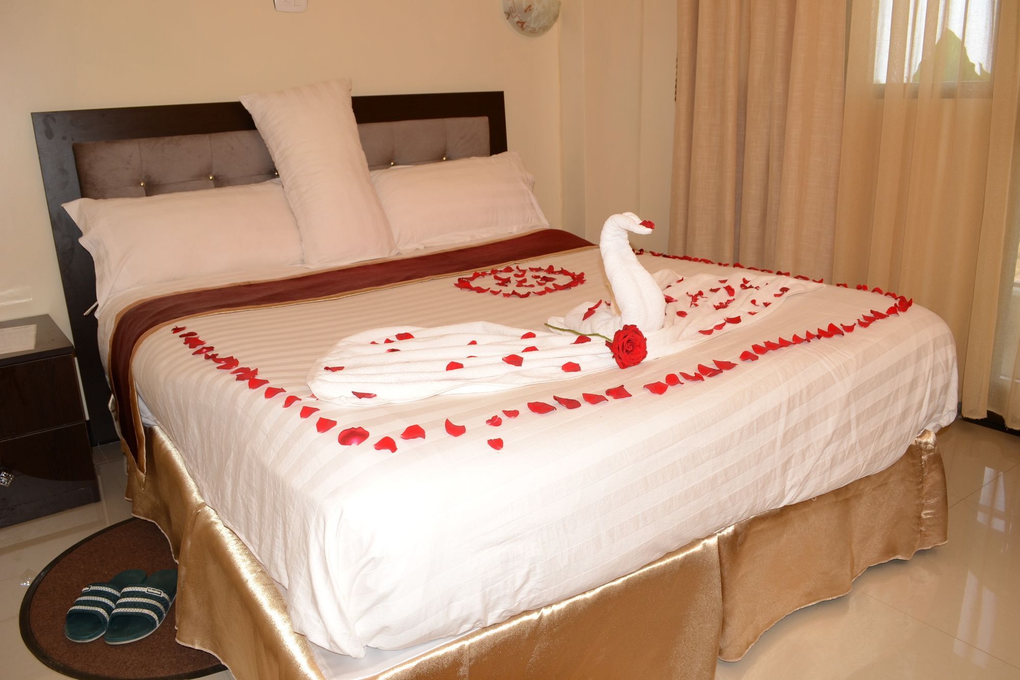 Lakemark Hotel And Tour Service Bahir Dar Exterior photo